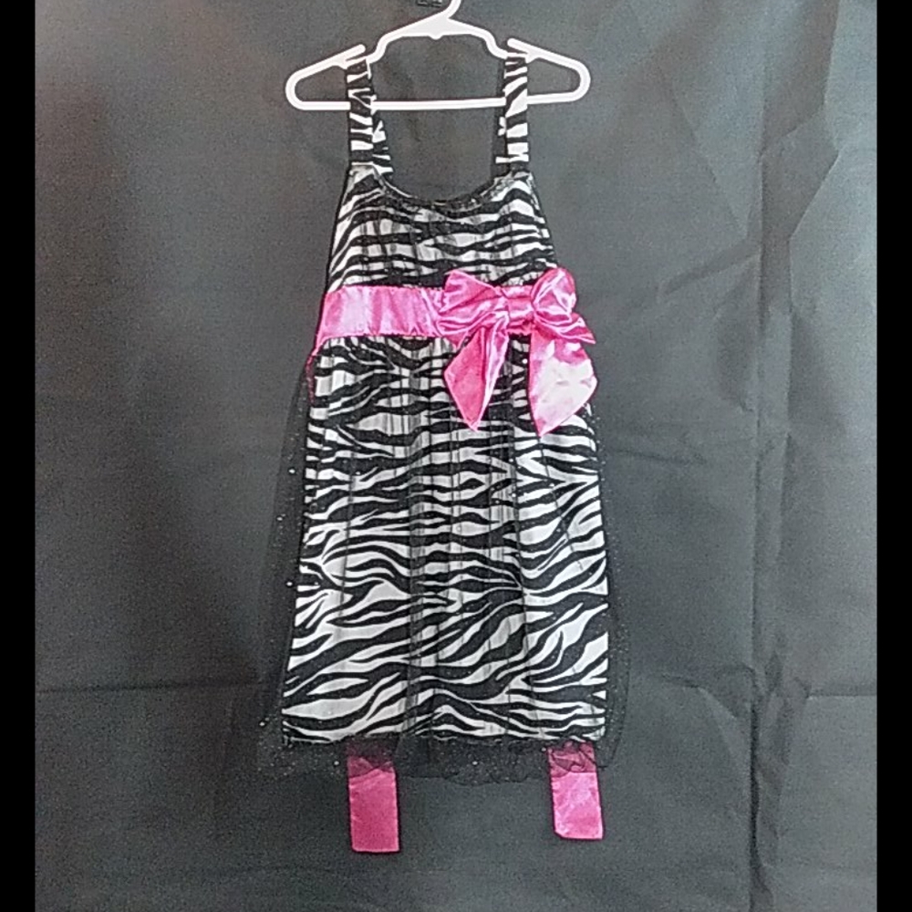 Holiday edtion size large 10/12 girls
